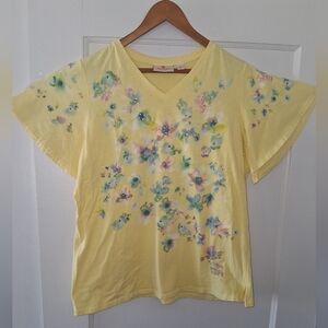 Quacker Factory Floral Yellow Tee L • Gems • Wide Sleeves • Spring & Easter